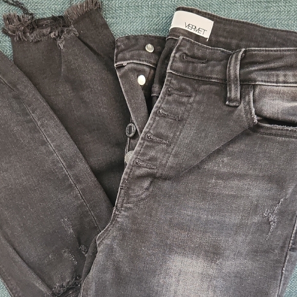 VERVET Black Skinny Jeans - Picture 4 of 8